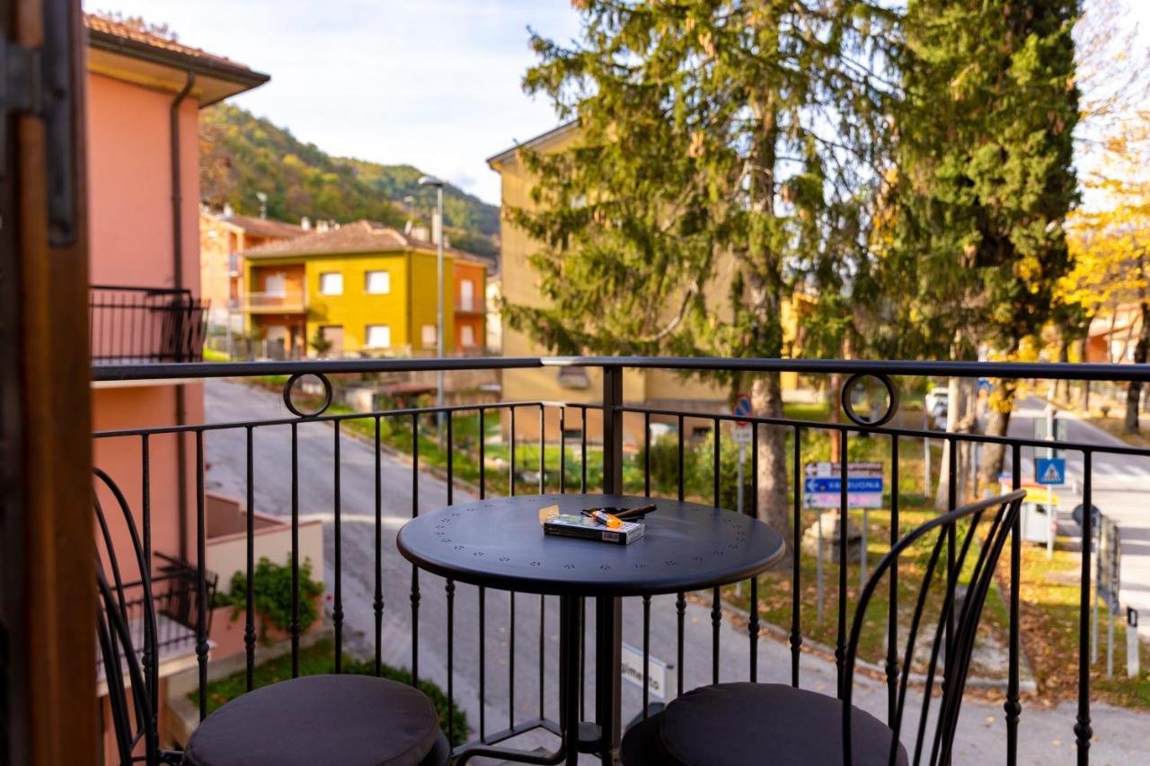 River House Mercatello sul Metauro المظهر الخارجي الصورة